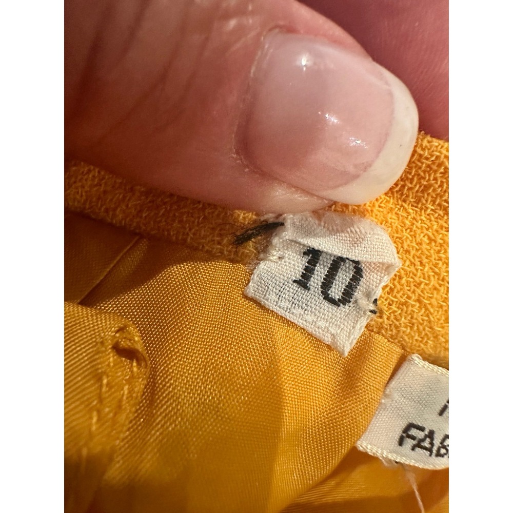 Vintage Valentino Mustard Yellow Straight Skirt Sz M Career Classic Designer - Picture 7 of 7